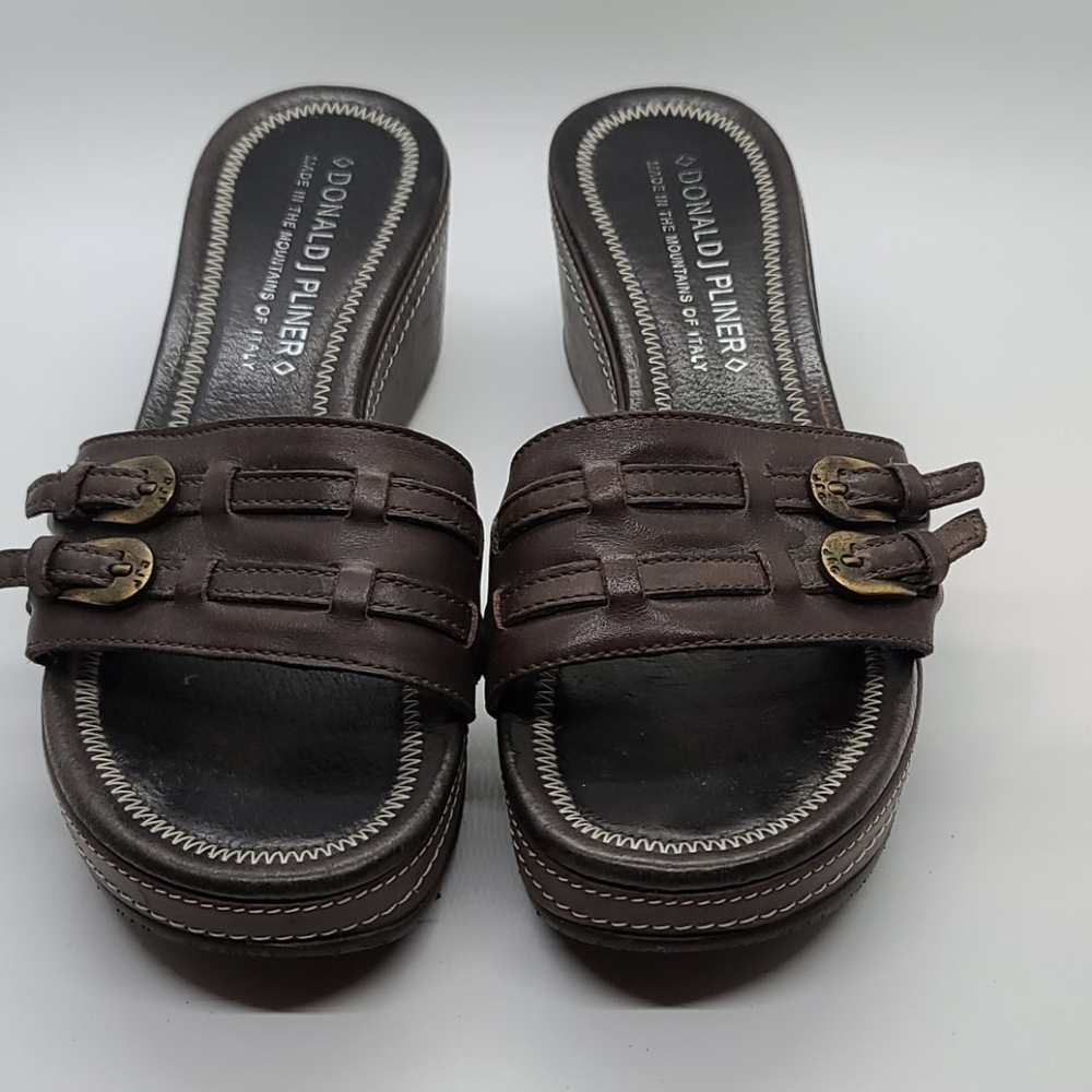 Donald J Pliner leather wedge sandals
